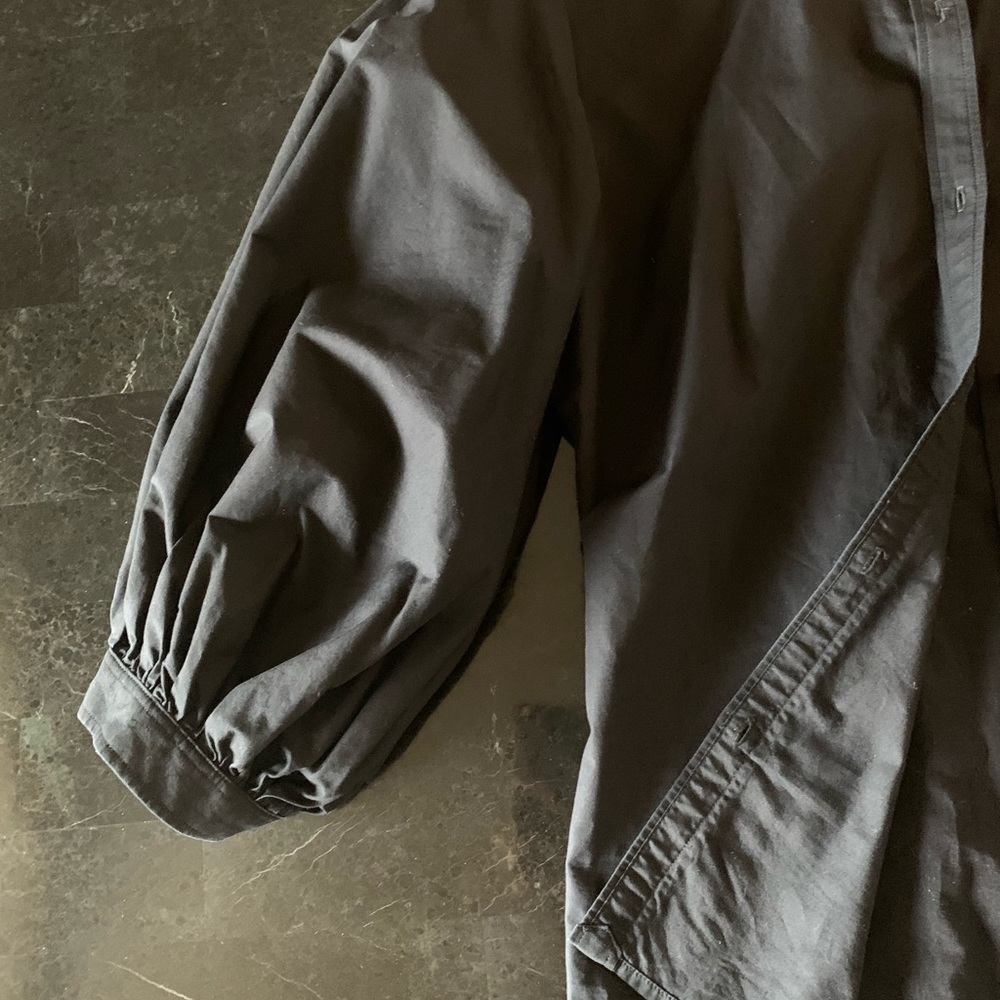 Black button down shirt - Picture 2 of 4